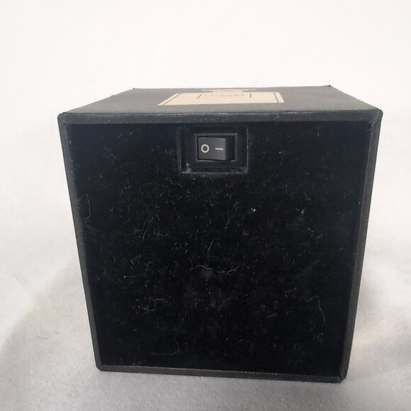 Chanel LED Stars Christmas Display Stand Black Gold Perfume Deer Box Riser Light - Picture 11 of 16